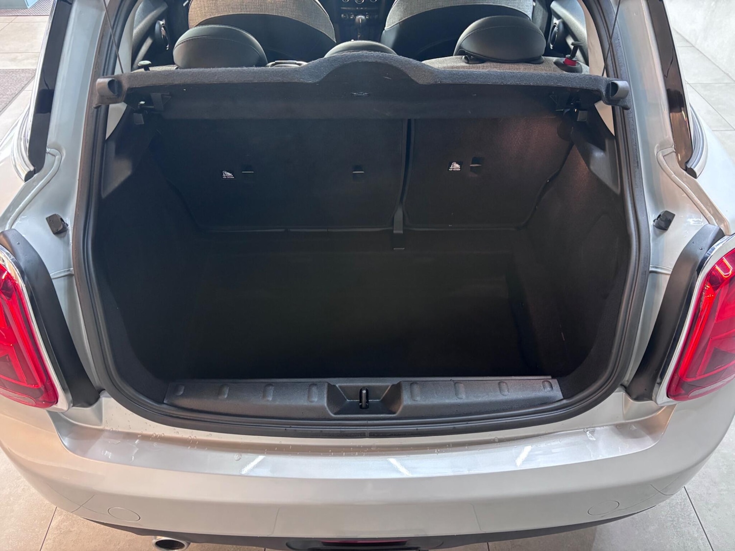 Used MINI Hatch 2019 for sale - 76122758: Photo 35