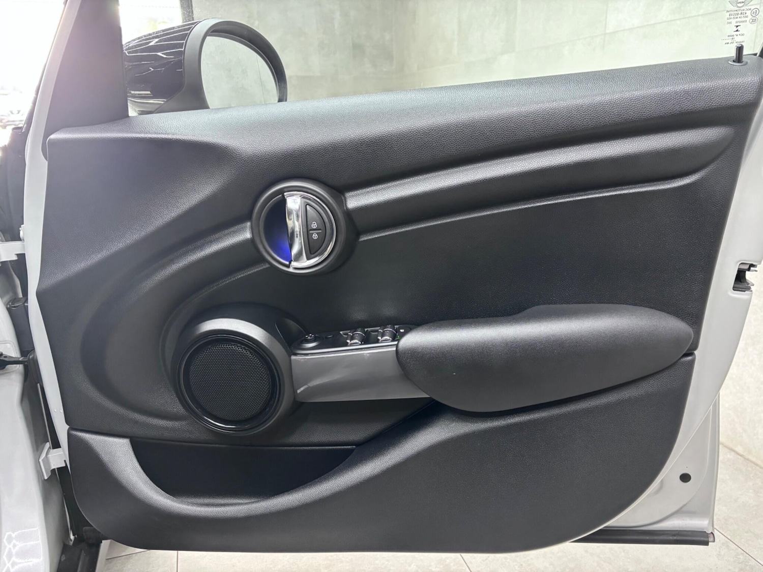 Used MINI Hatch 2019 for sale - 76122758: Photo 51