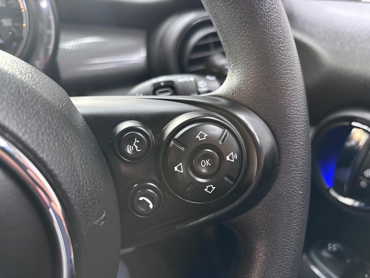Used MINI Hatch 2019 for sale - 76122758: Photo 66