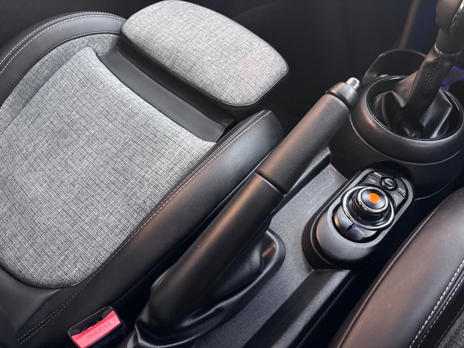 Used MINI Hatch 2019 for sale - 76122758: Photo 68