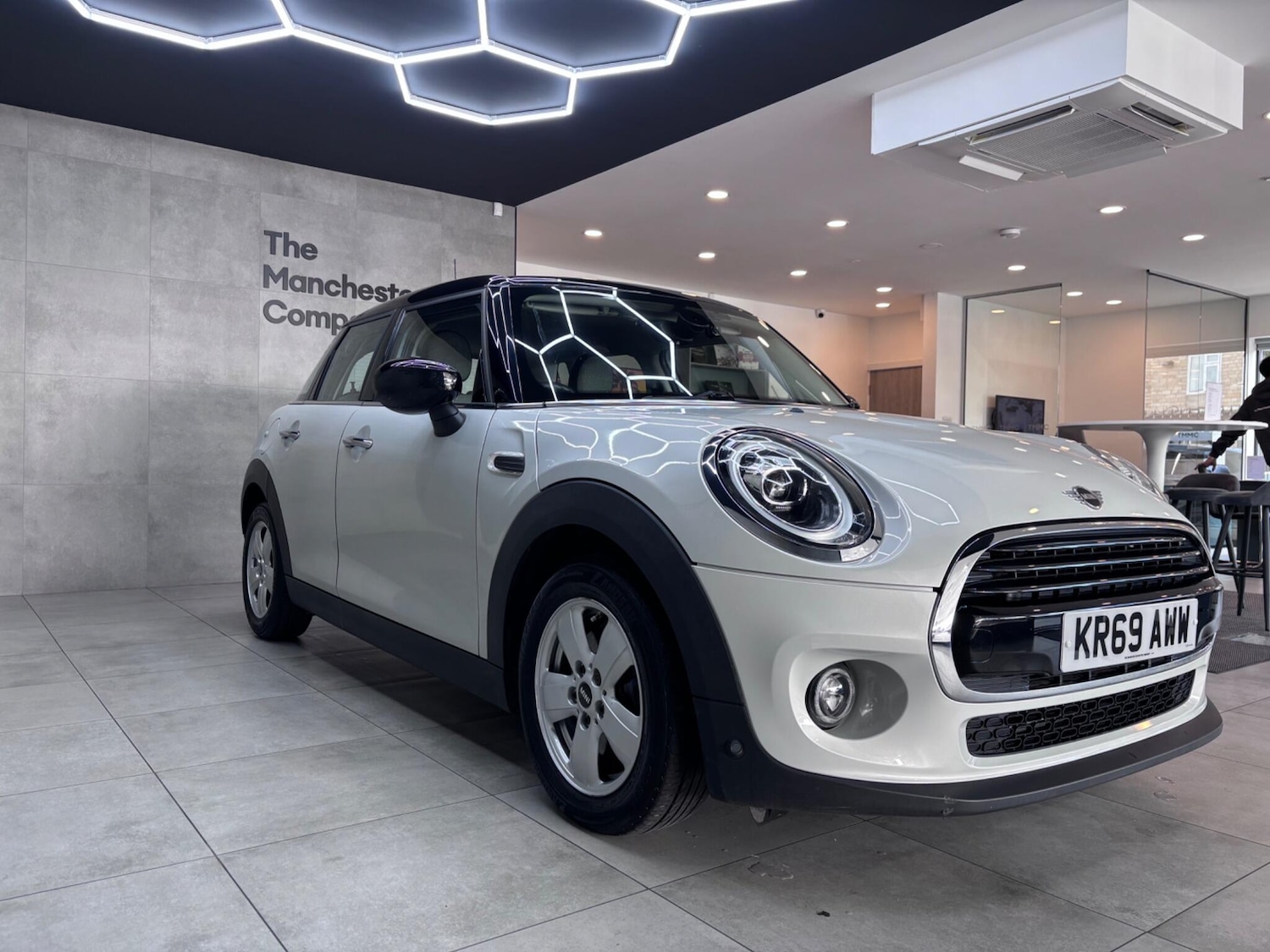 Used MINI Hatch 2019 for sale - 76122758: Photo 7