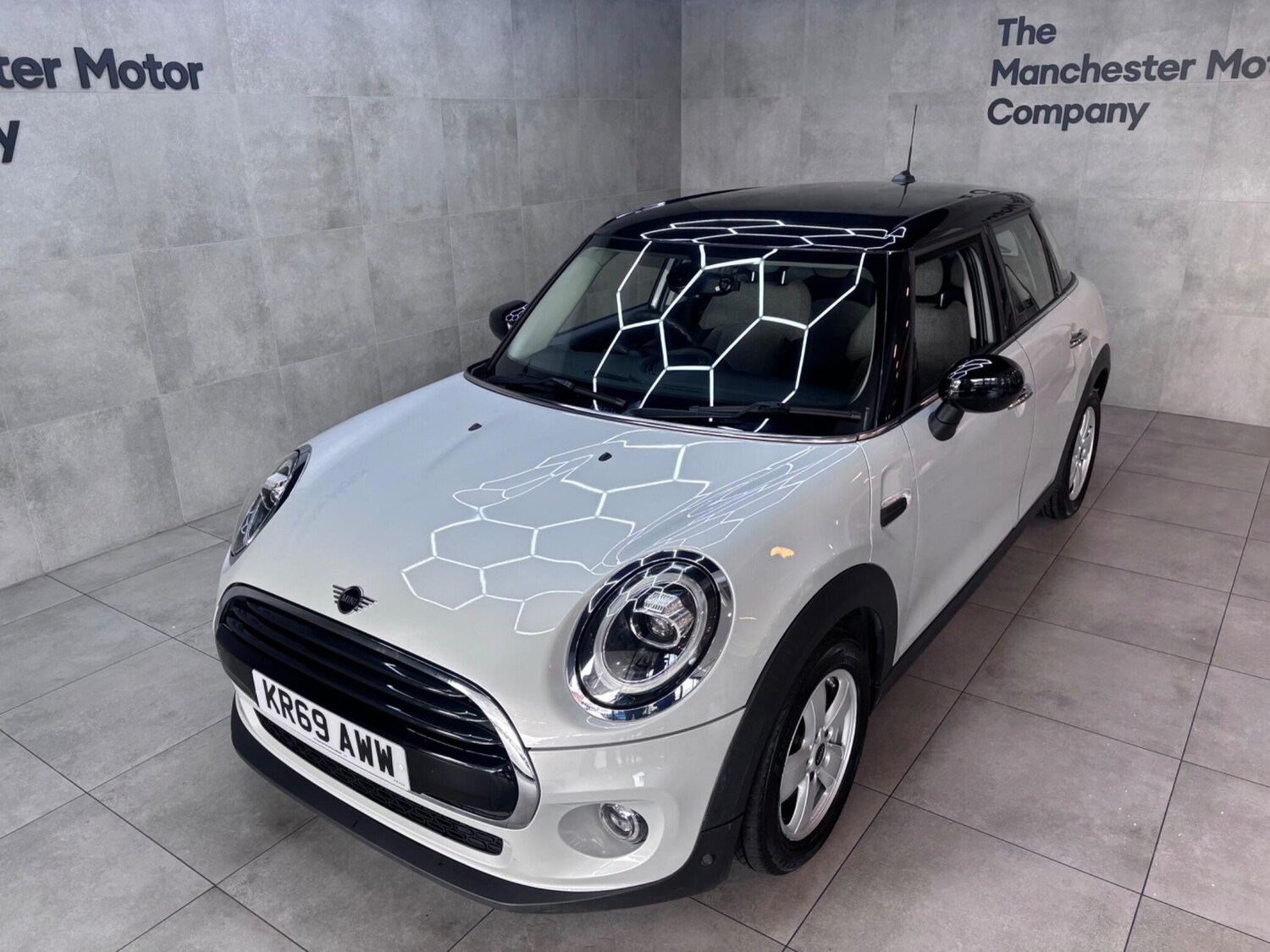Used MINI Hatch 2019 for sale - 76122758: Photo 75