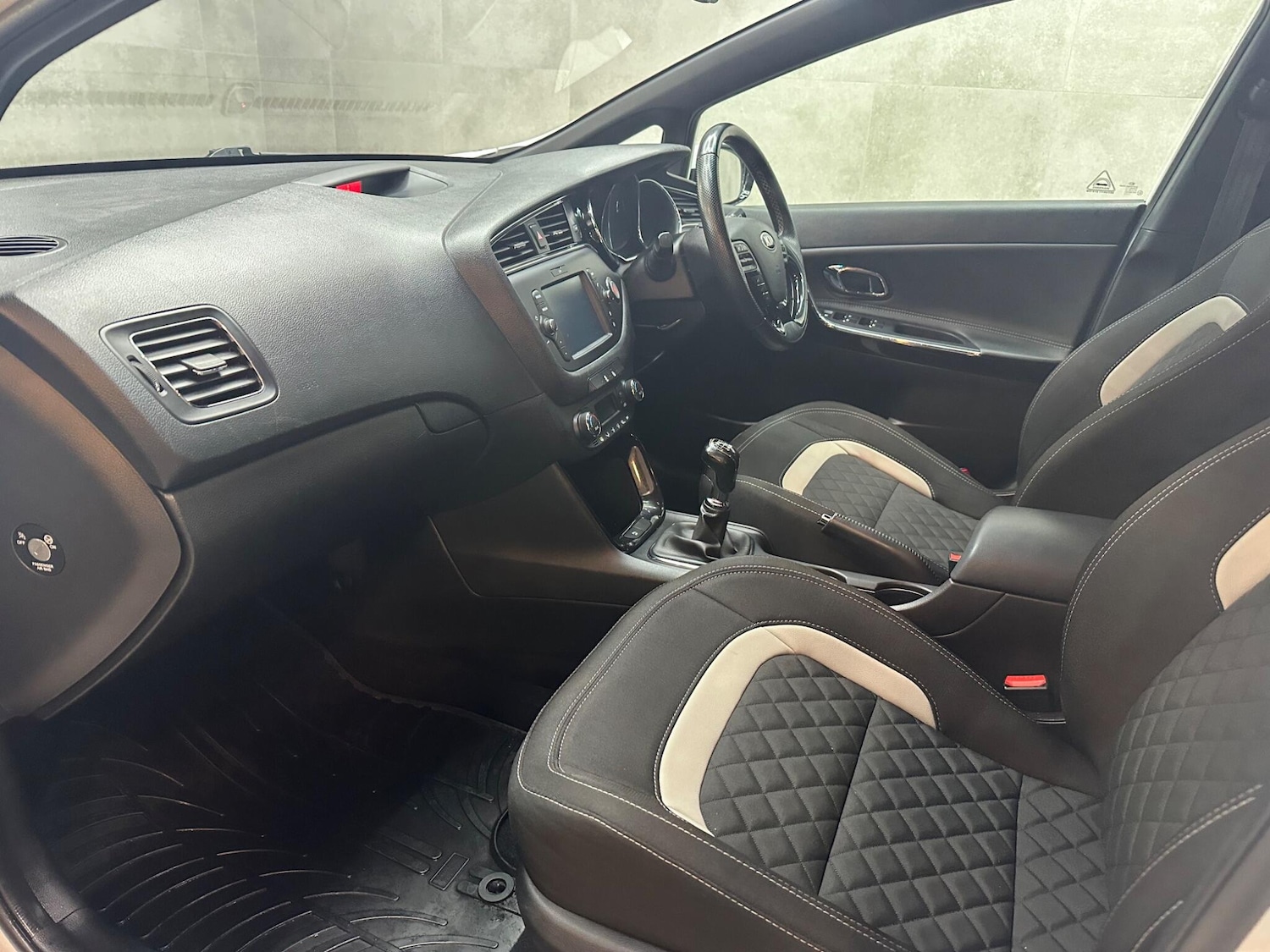 Used Kia Ceed 2018 for sale - 78019959: Photo 44