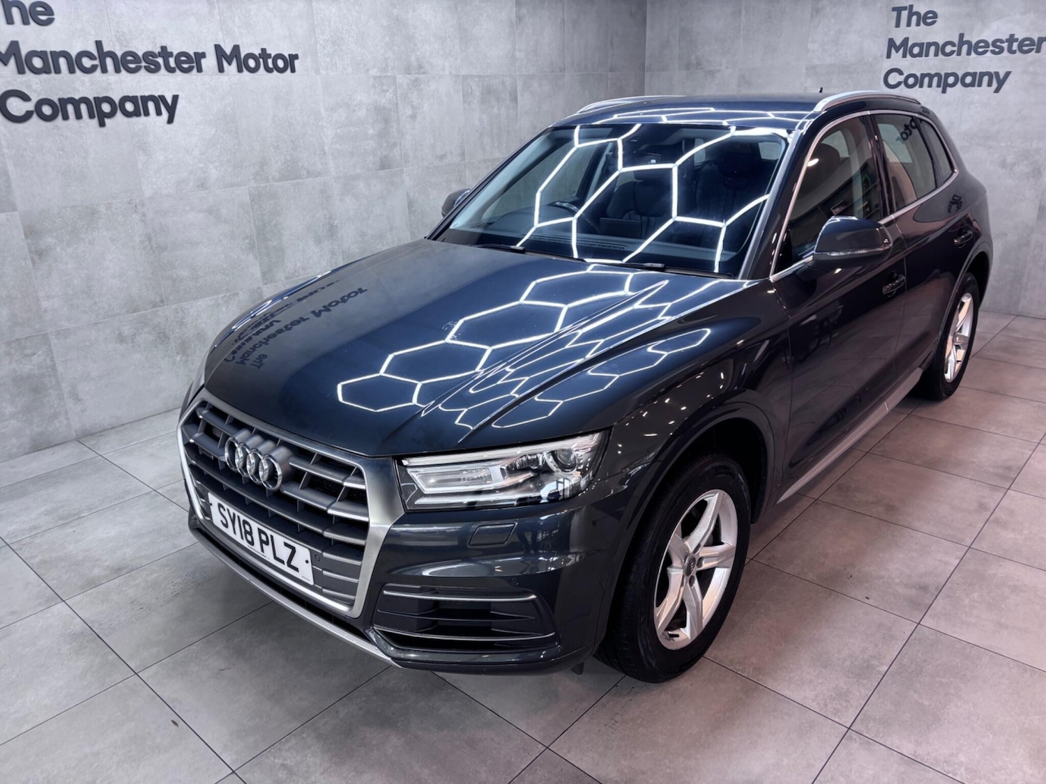 Used Audi Q5 2018 for sale - 76336361: Photo 2