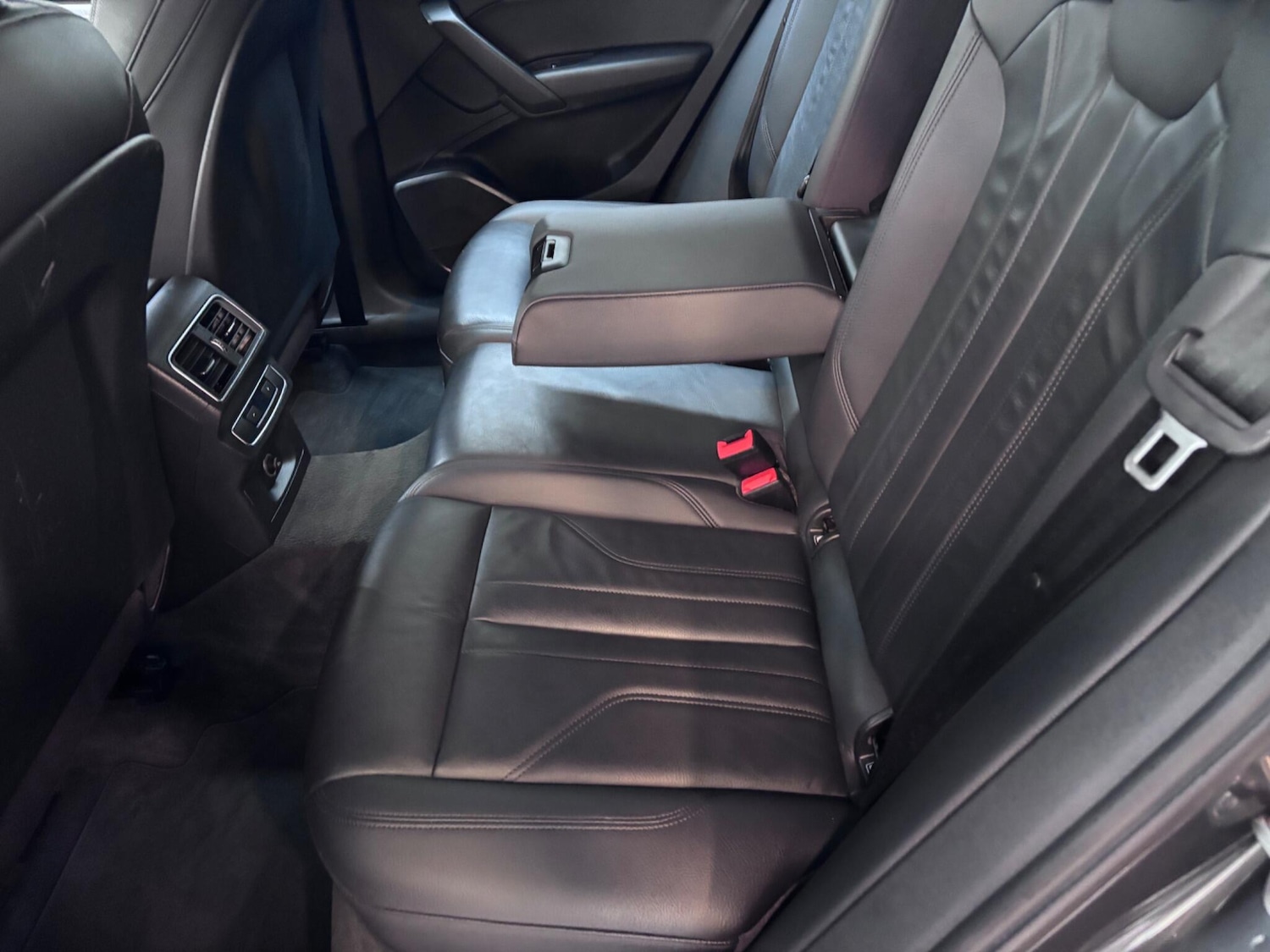 Used Audi Q5 2018 for sale - 76336361: Photo 35