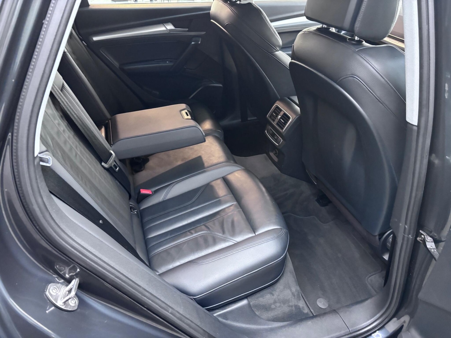 Used Audi Q5 2018 for sale - 76336361: Photo 38