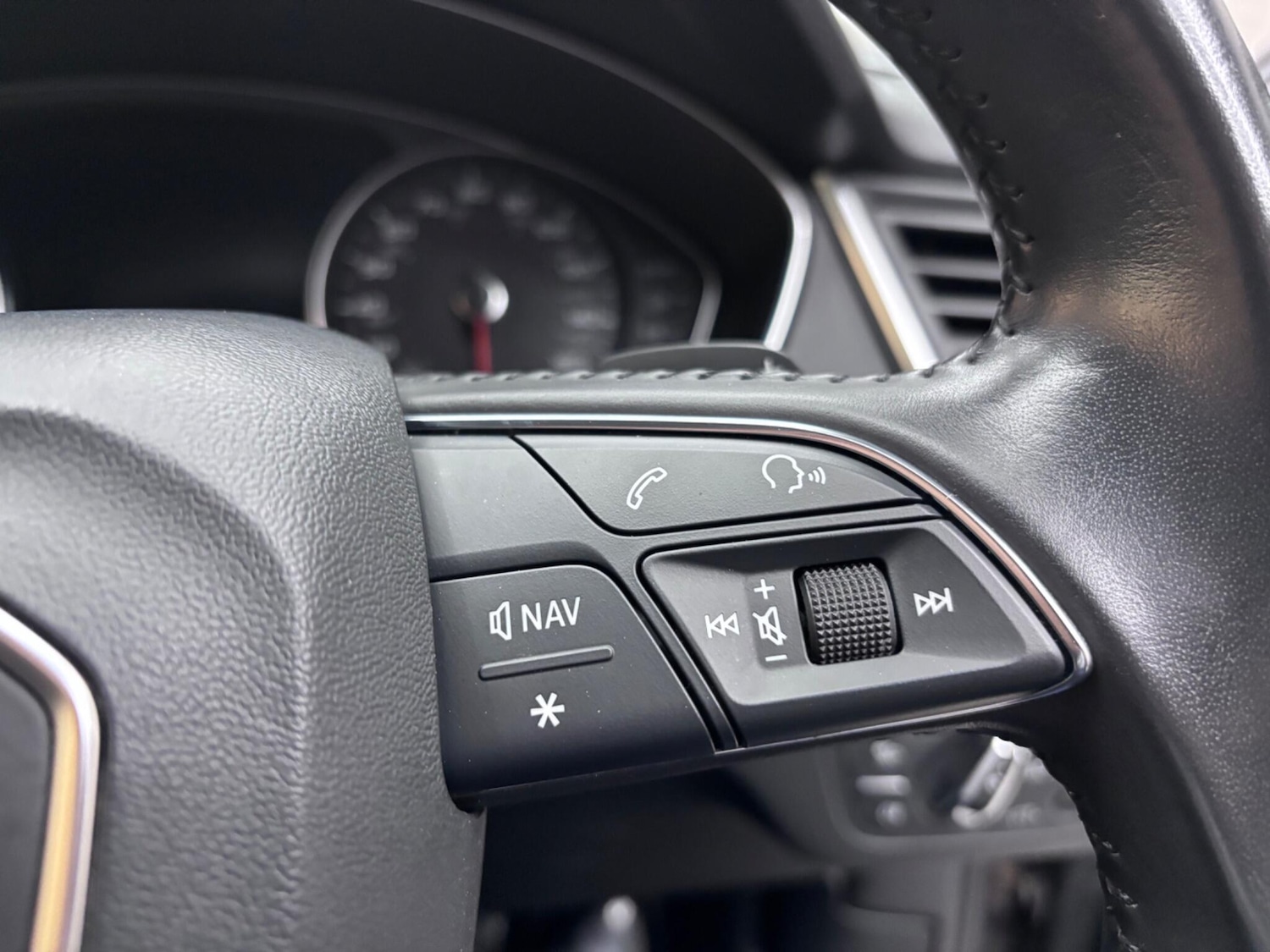 Used Audi Q5 2018 for sale - 76336361: Photo 59