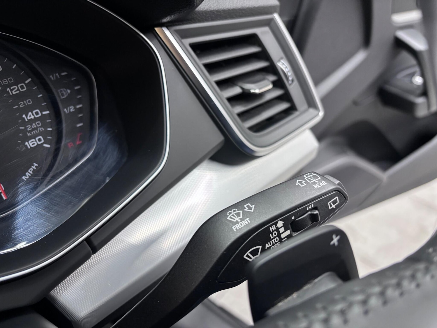 Used Audi Q5 2018 for sale - 76336361: Photo 63