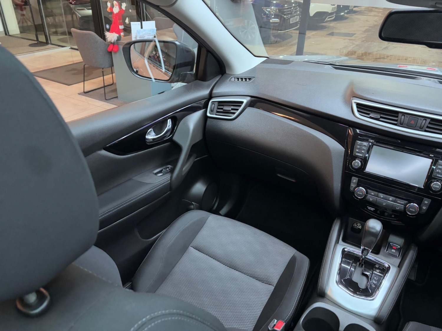 Used Nissan Qashqai 2016 for sale - 76562036: Photo 38