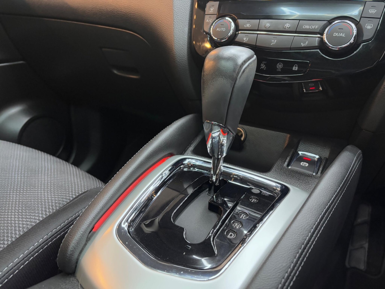 Used Nissan Qashqai 2016 for sale - 76562036: Photo 60