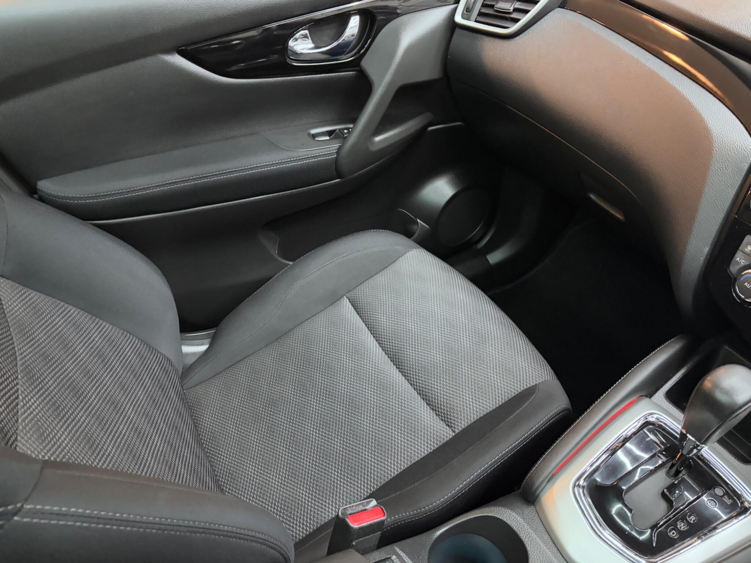 Used Nissan Qashqai 2016 for sale - 76562036: Photo 72