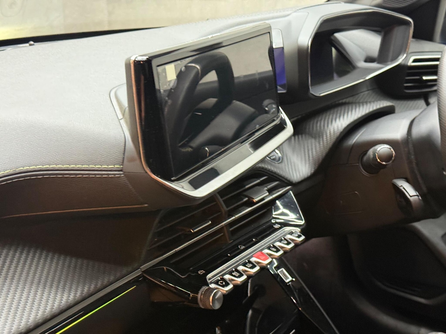 Used Peugeot 208 for sale - 76912873: Photo 17