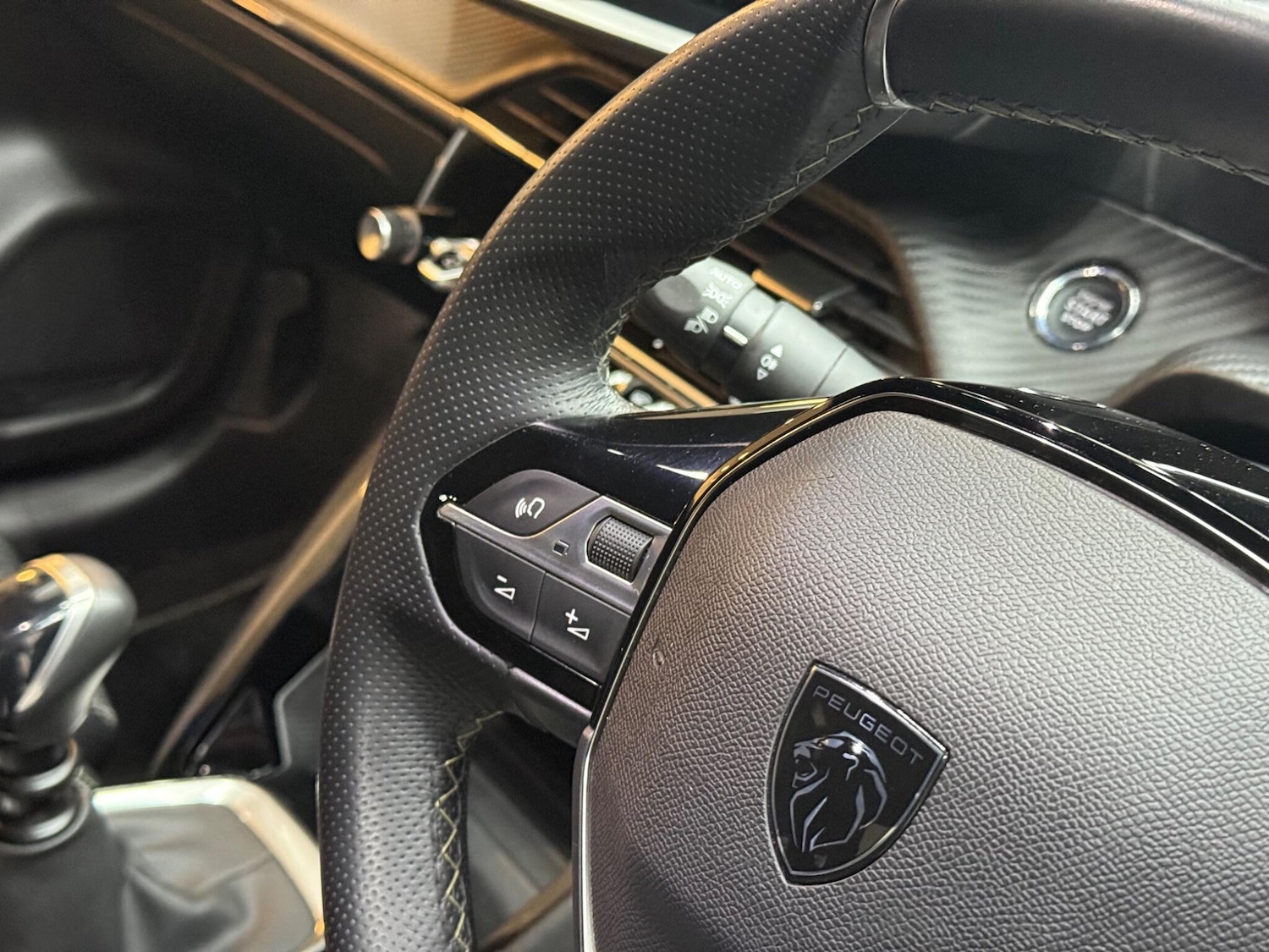 Used Peugeot 208 for sale - 76912873: Photo 26