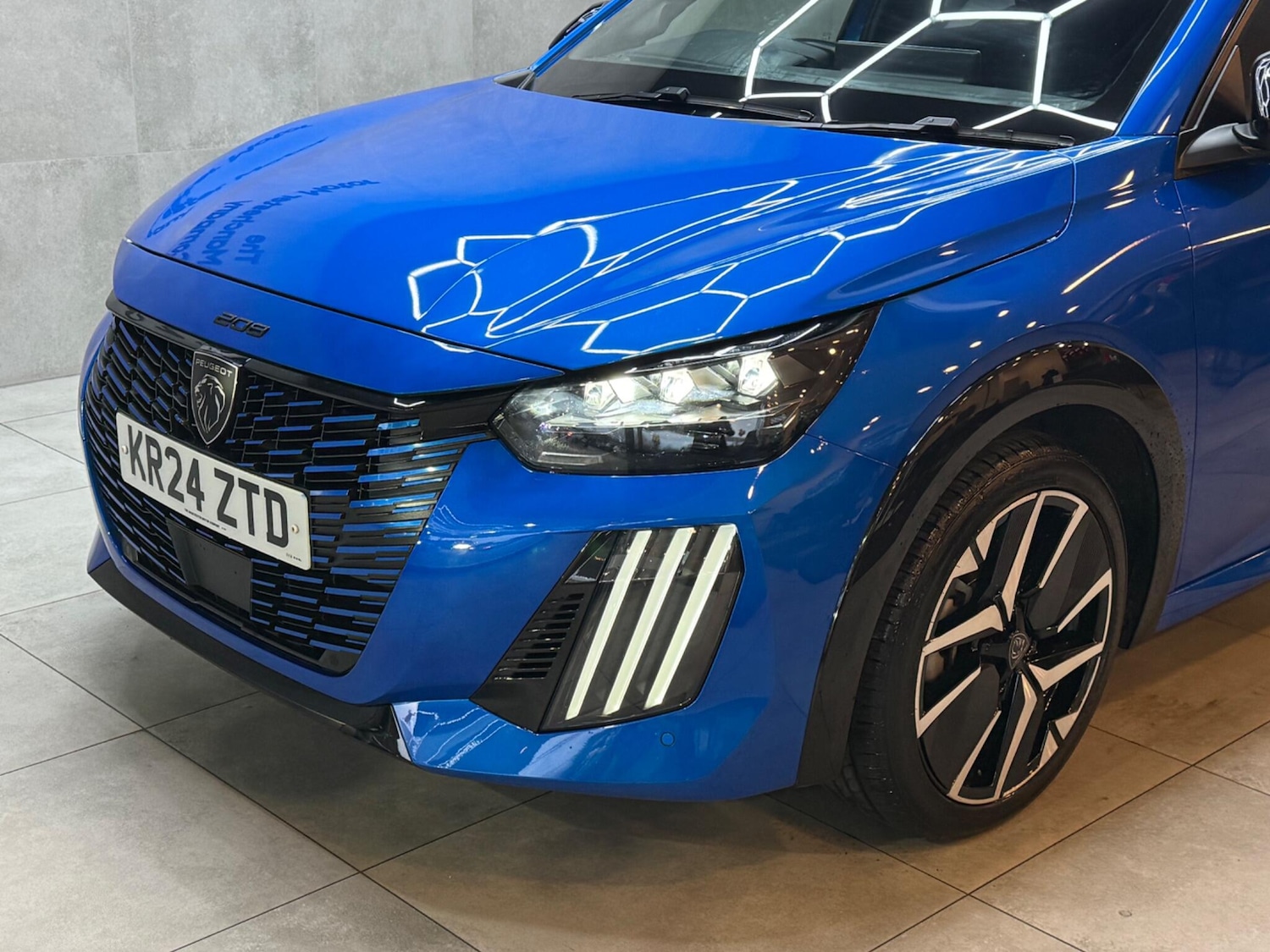 Used Peugeot 208 for sale - 76912873: Photo 4