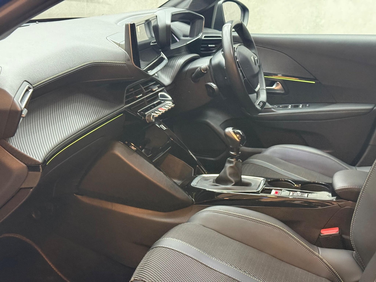 Used Peugeot 208 for sale - 76912873: Photo 42