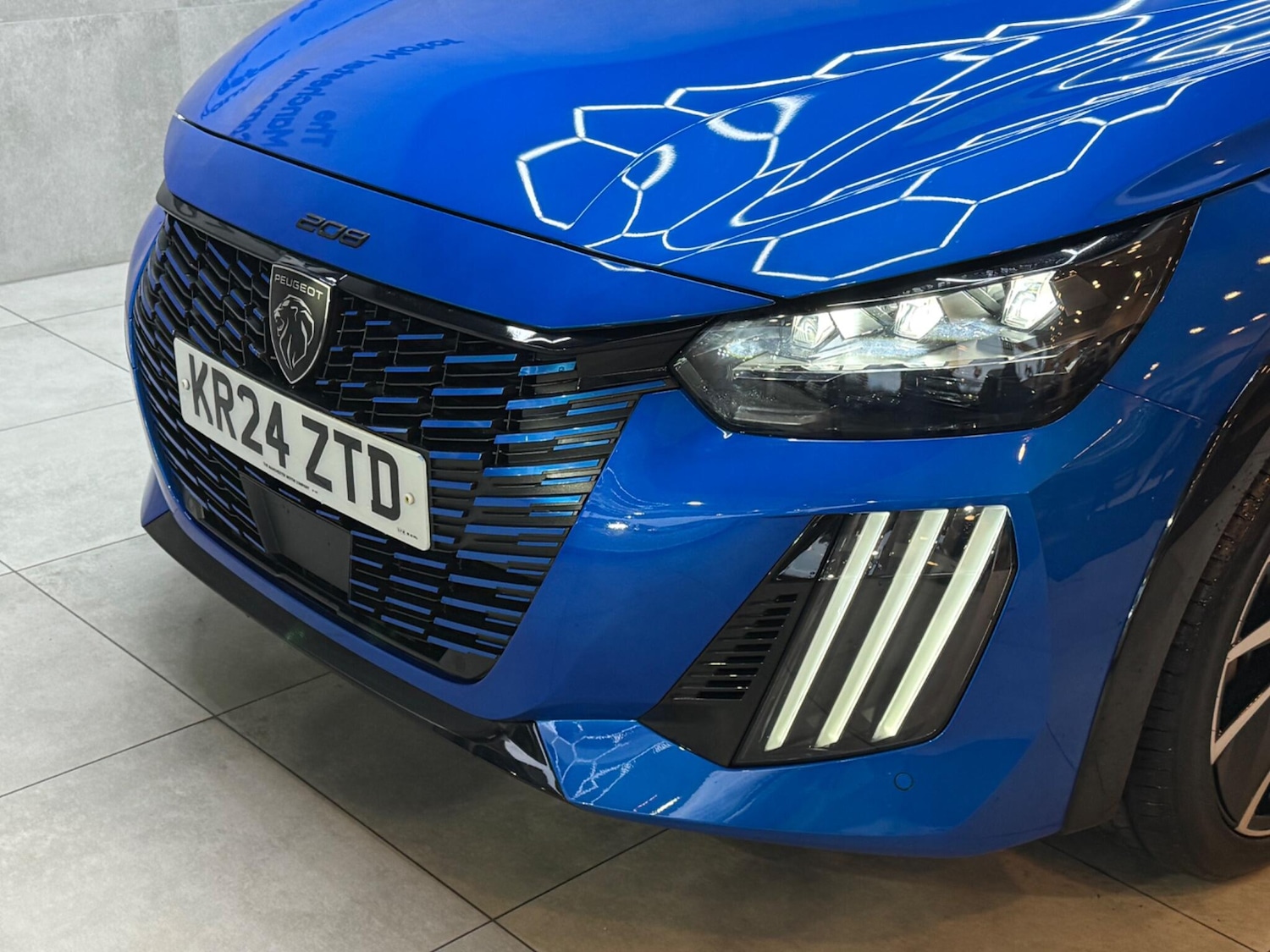 Used Peugeot 208 for sale - 76912873: Photo 46