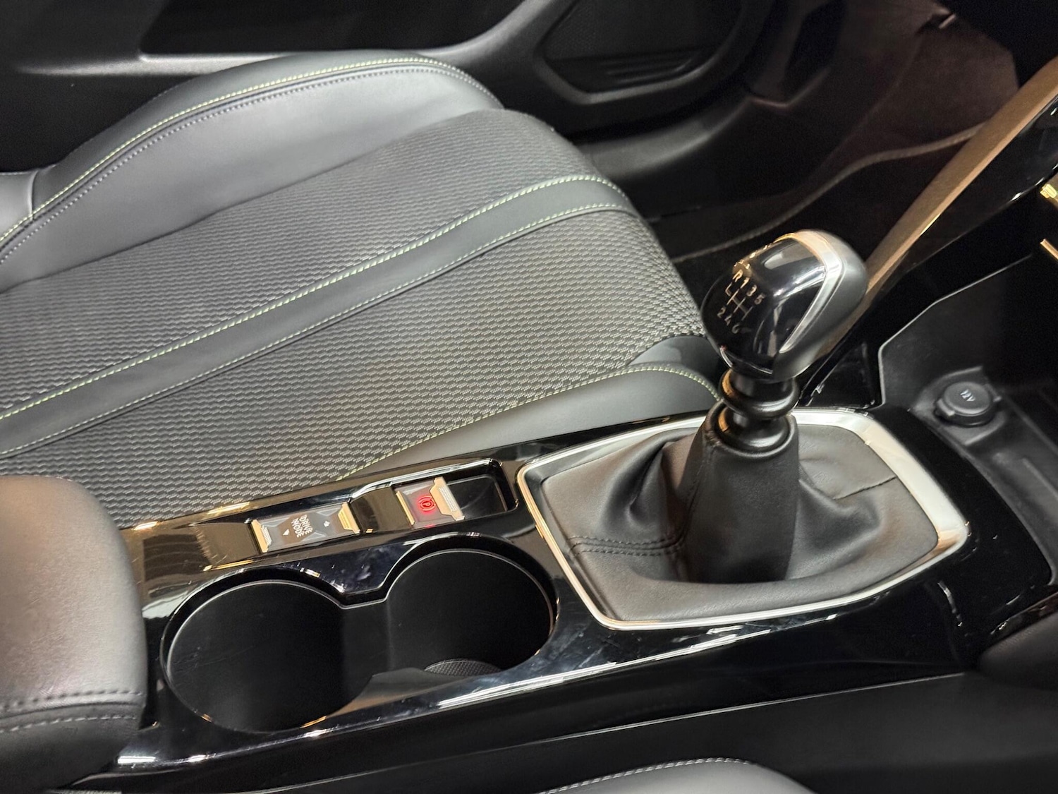 Used Peugeot 208 for sale - 76912873: Photo 52