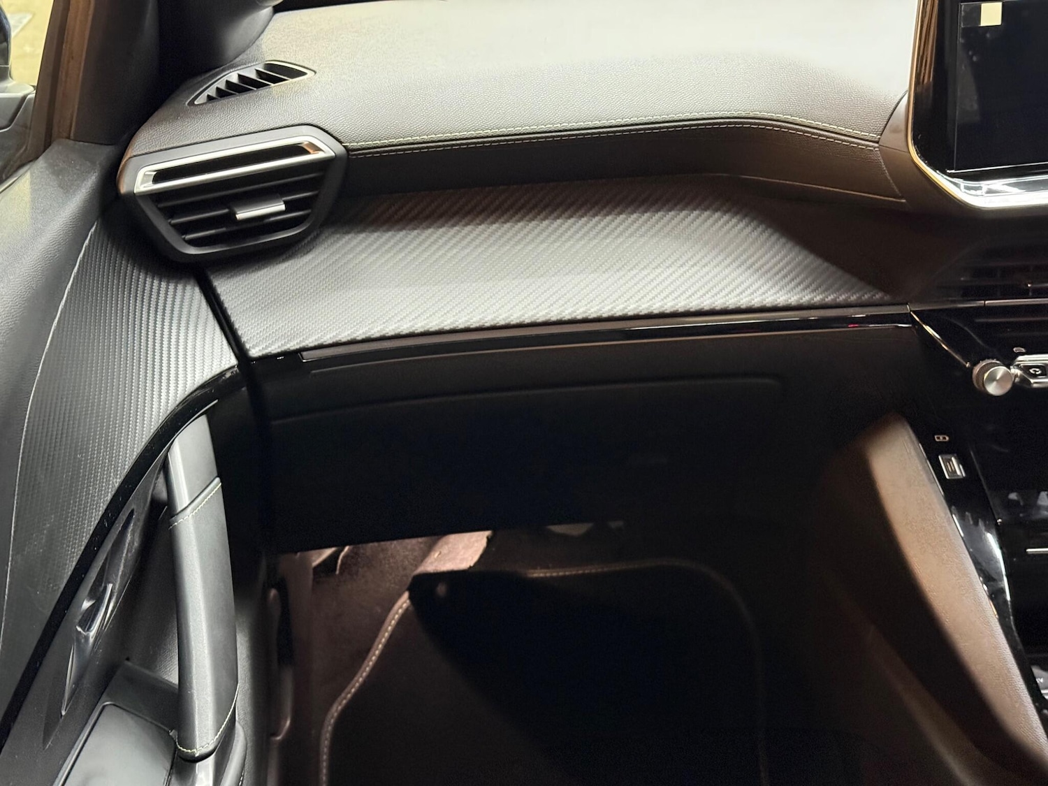 Used Peugeot 208 for sale - 76912873: Photo 53