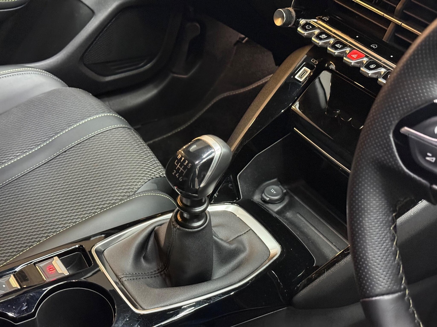 Used Peugeot 208 for sale - 76912873: Photo 6