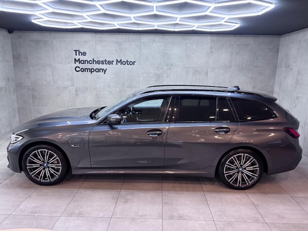 Used BMW 3 Series 2021 for sale - 76151217: Photo 19