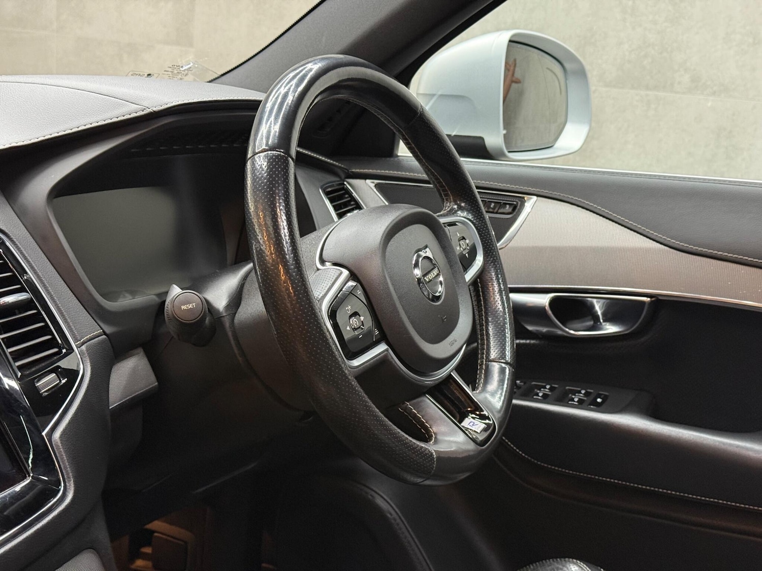 Used Volvo XC90 2017 for sale - 76613164: Photo 15