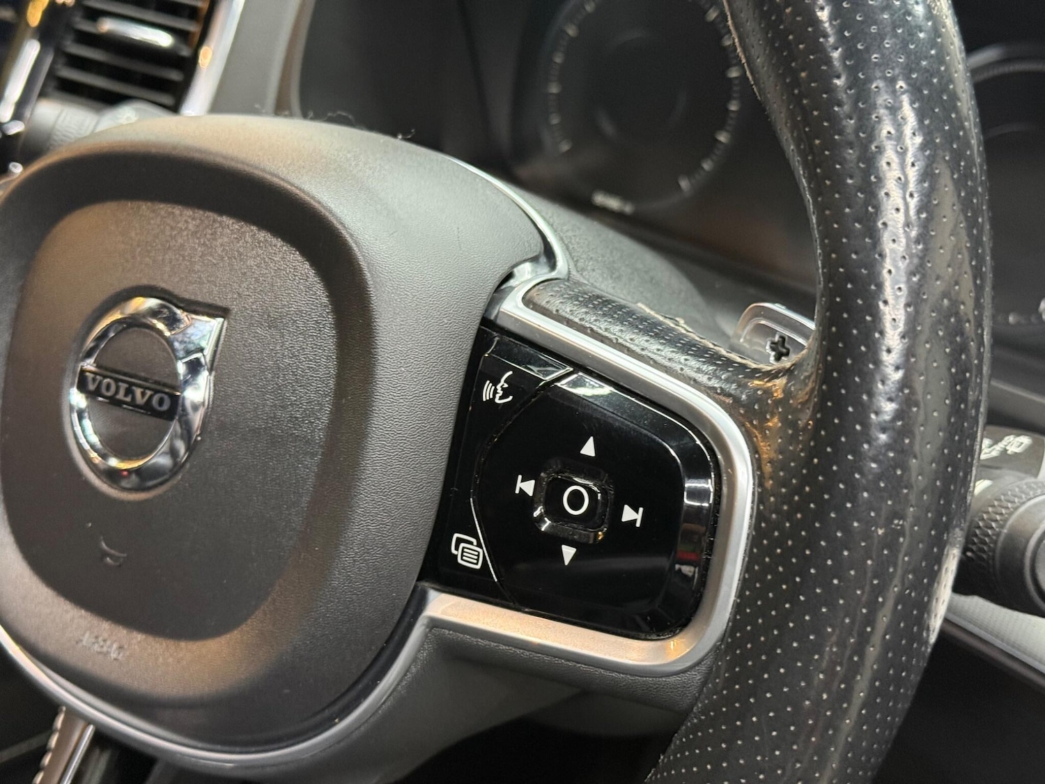 Used Volvo XC90 2017 for sale - 76613164: Photo 25