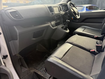 Used Vauxhall Vivaro 2022 for sale - 75768925: Photo
