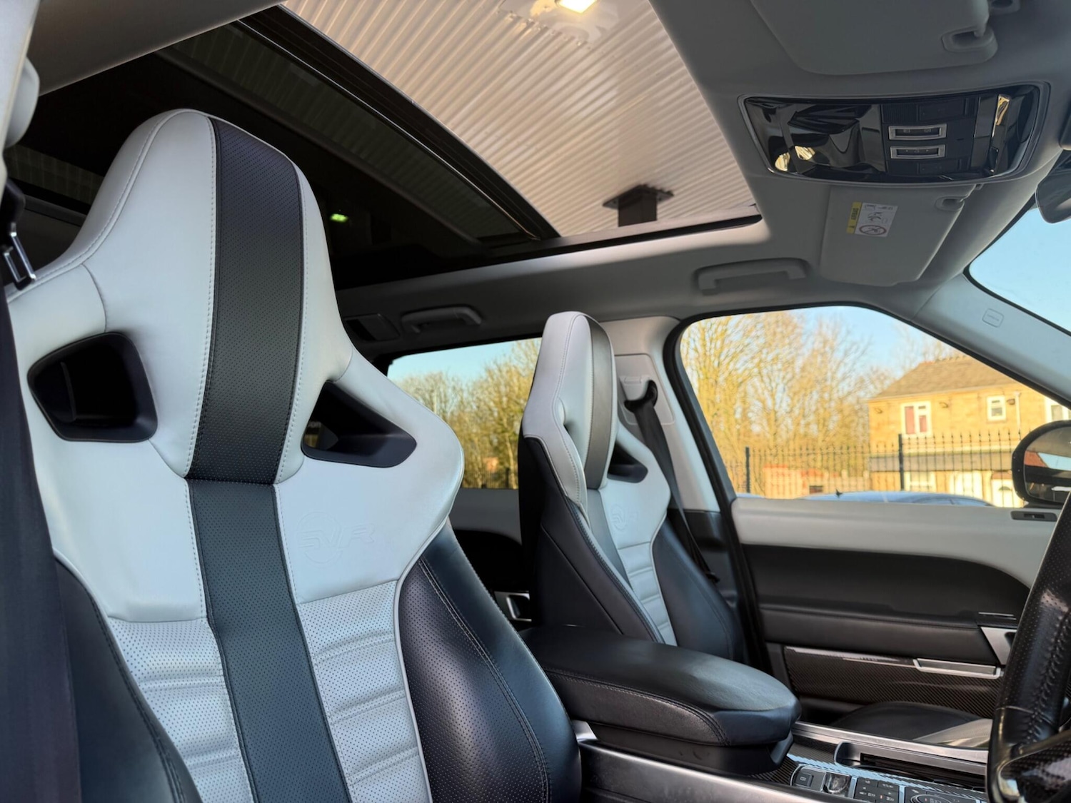 Used Land Rover Range Rover Sport 2017 for sale - 77925462: Photo 7