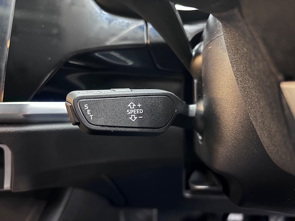 Used Audi Q3 2020 for sale - 76259979: Photo 53