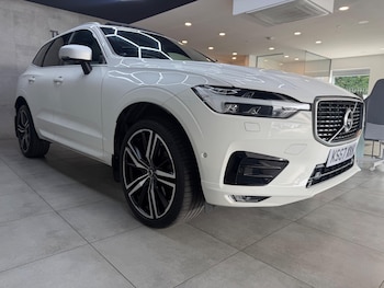 Used Volvo XC60 2017 for sale - 79325354: Photo
