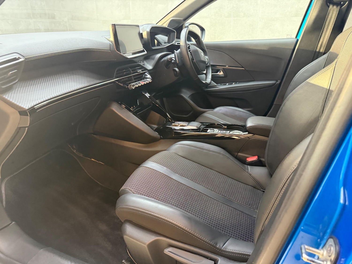 Used Peugeot 208 for sale - 76912678: Photo 40