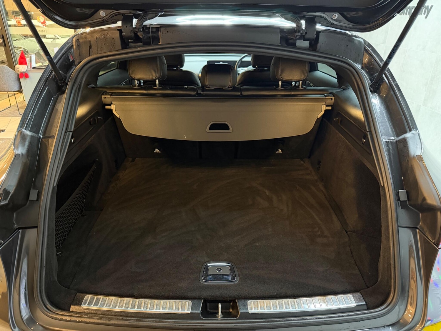 Used Mercedes-Benz EQC 2020 for sale - 77040914: Photo 10