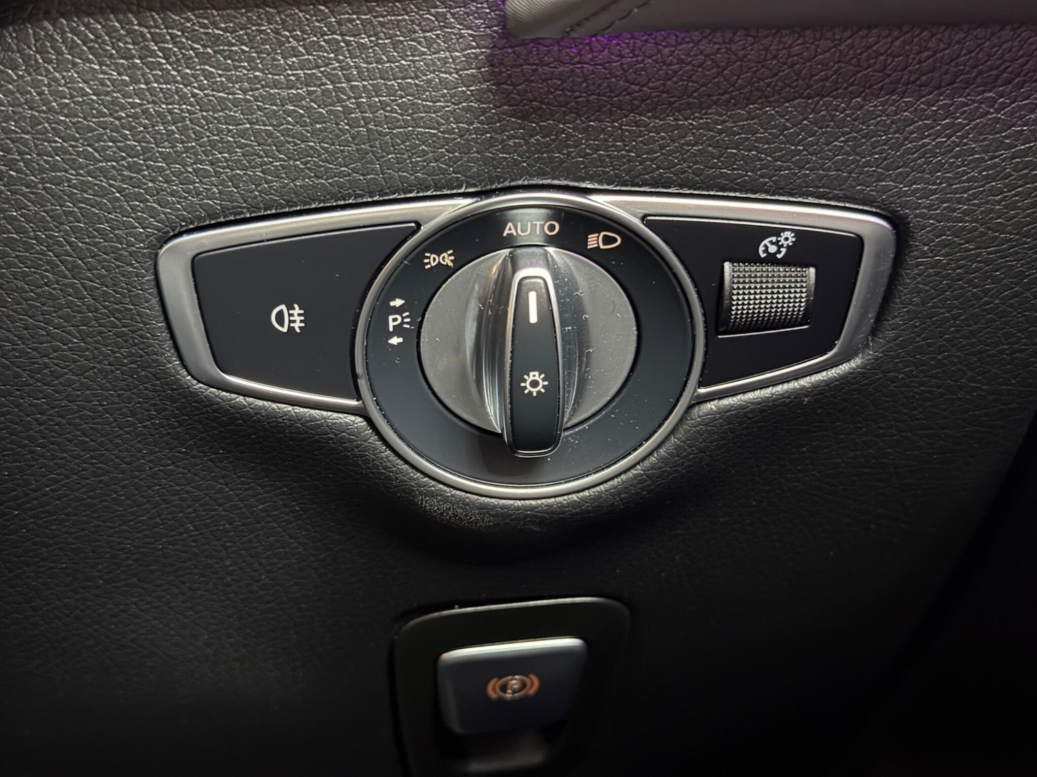 Used Mercedes-Benz EQC 2020 for sale - 77040914: Photo 35