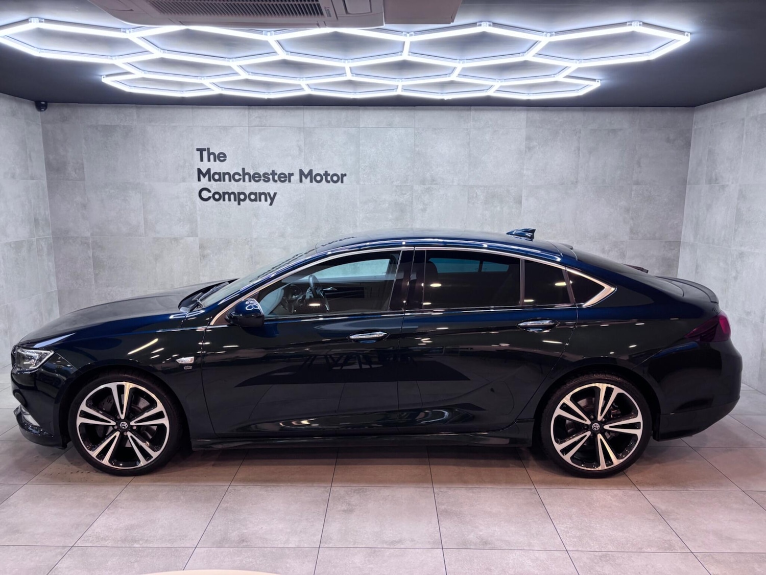 Used Vauxhall Insignia 2017 for sale - 76528035: Photo 12