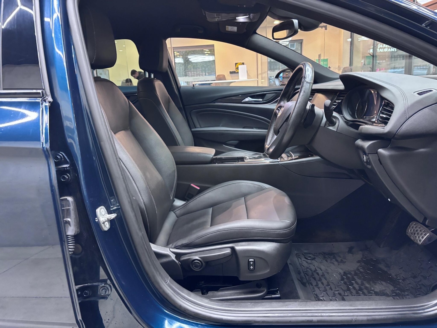 Used Vauxhall Insignia 2017 for sale - 76528035: Photo 23