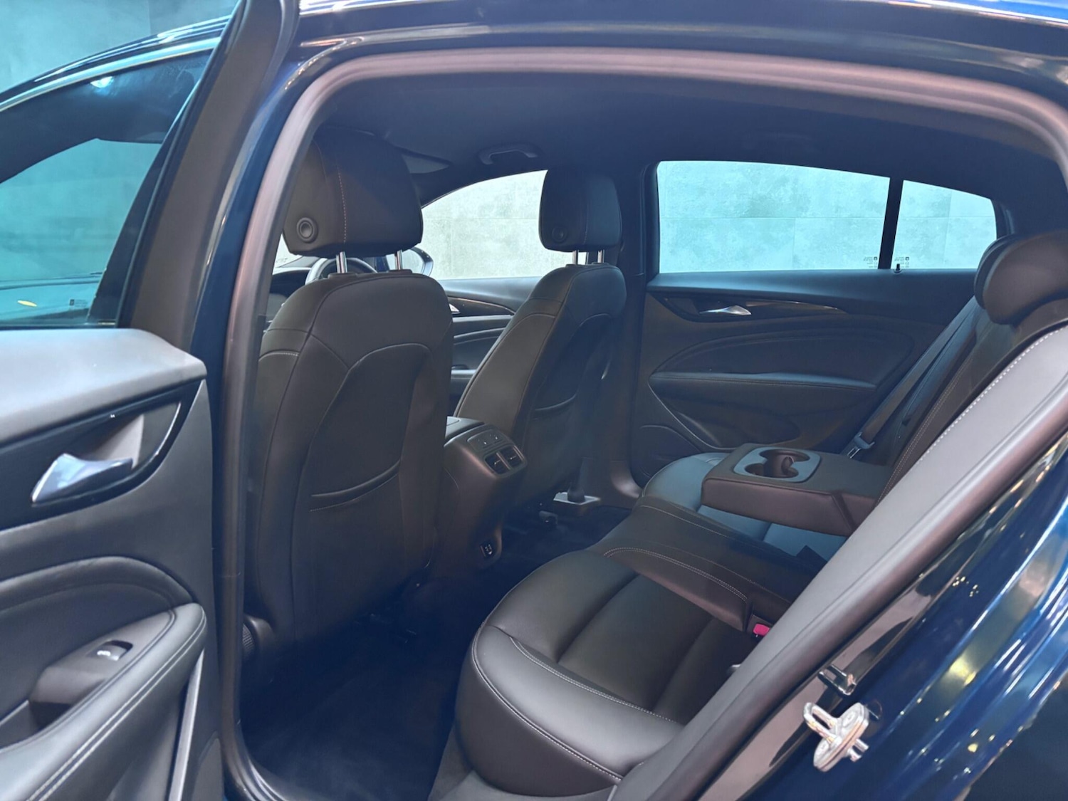 Used Vauxhall Insignia 2017 for sale - 76528035: Photo 25