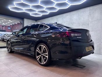 Used Vauxhall Insignia 2017 for sale - 76528035: Photo