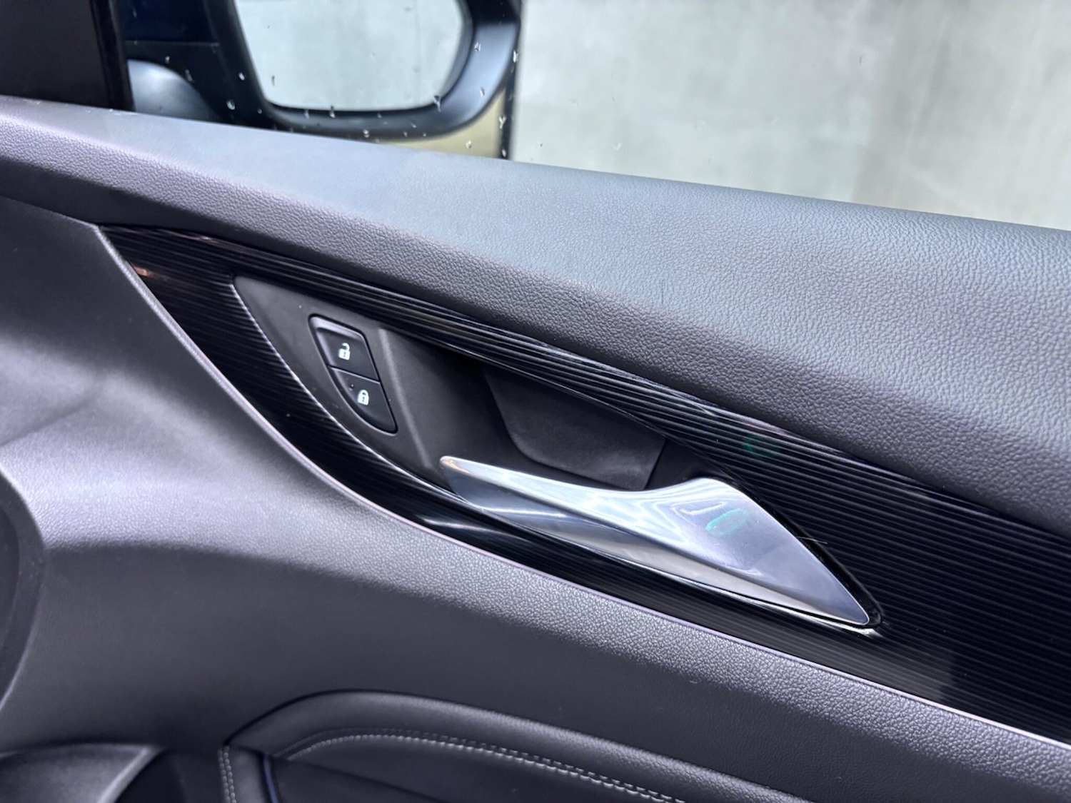 Used Vauxhall Insignia 2017 for sale - 76528035: Photo 33