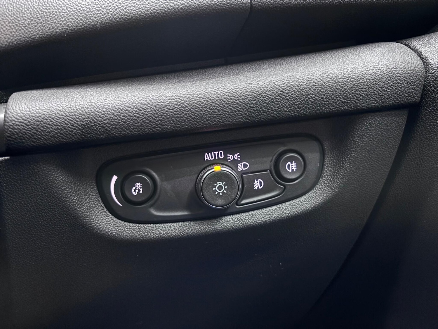 Used Vauxhall Insignia 2017 for sale - 76528035: Photo 36