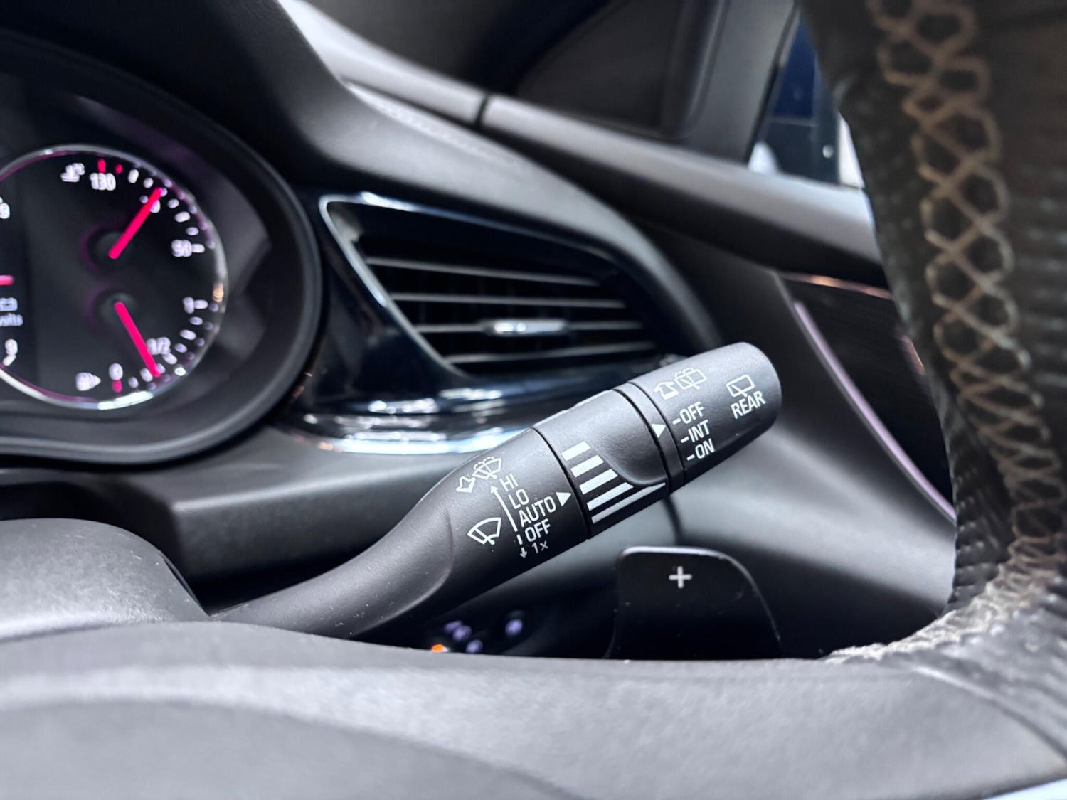 Used Vauxhall Insignia 2017 for sale - 76528035: Photo 41