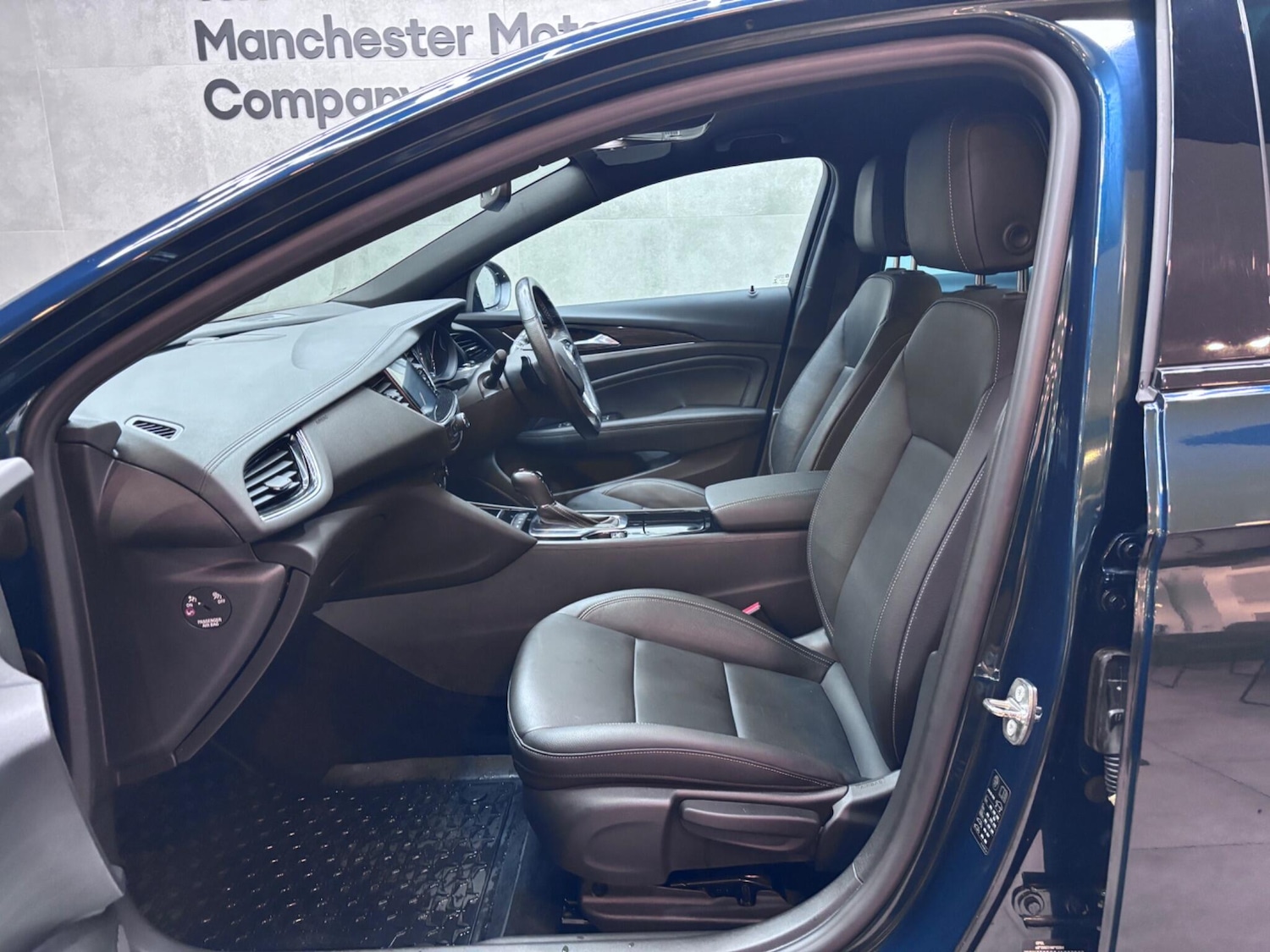 Used Vauxhall Insignia 2017 for sale - 76528035: Photo 56