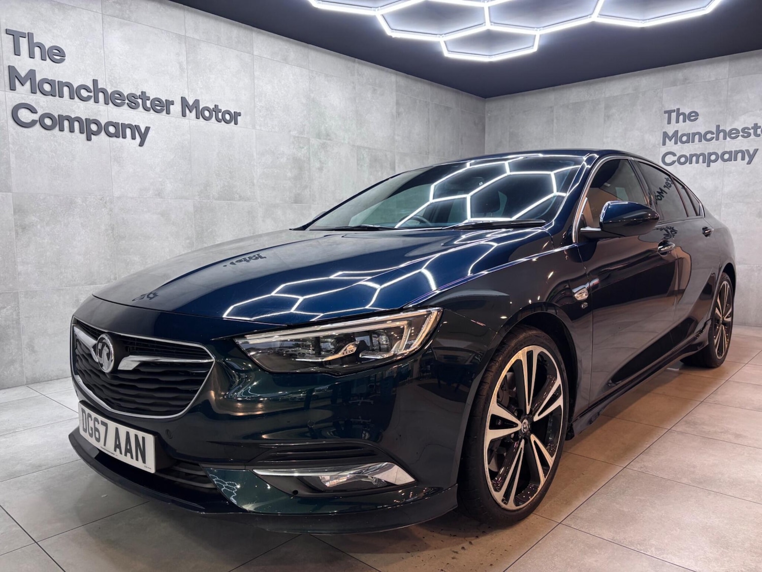 Used Vauxhall Insignia 2017 for sale - 76528035: Photo 7