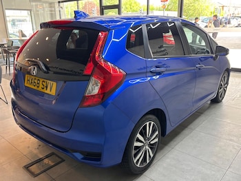 Used Honda Jazz 2018 for sale - 78573188: Photo