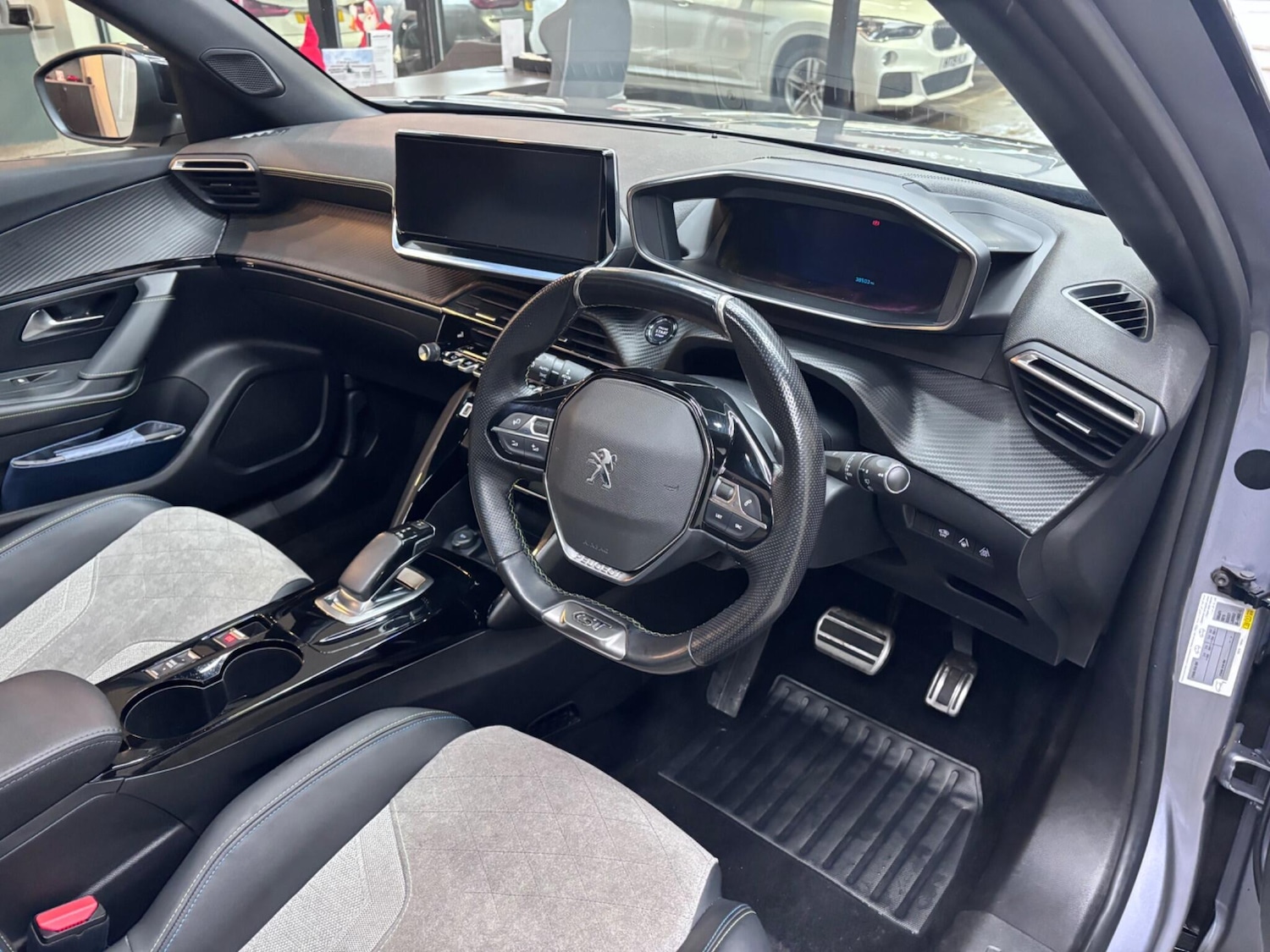 Used Peugeot E-2008 2020 for sale - 76666513: Photo 18