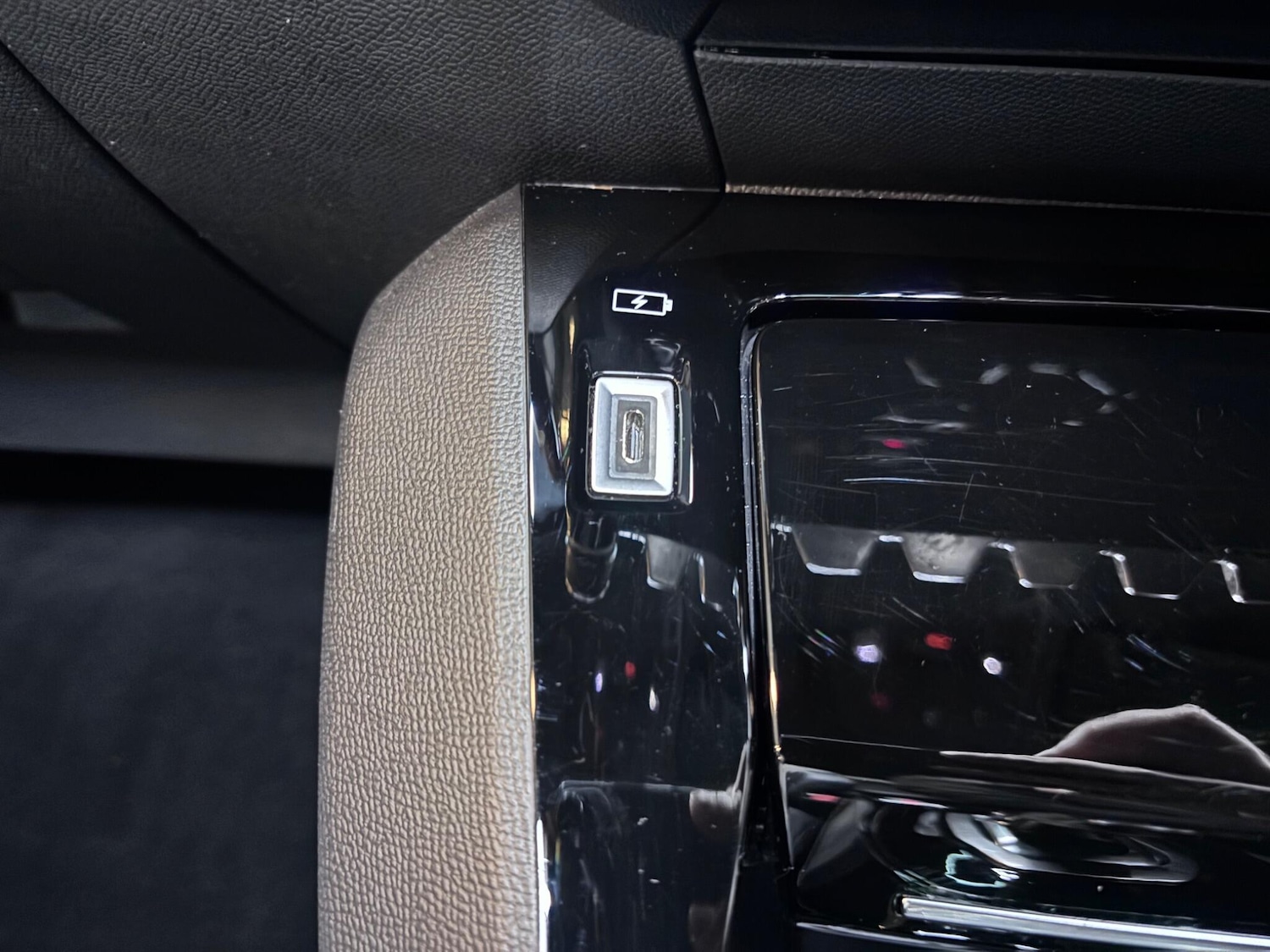 Used Peugeot E-2008 2020 for sale - 76666513: Photo 21