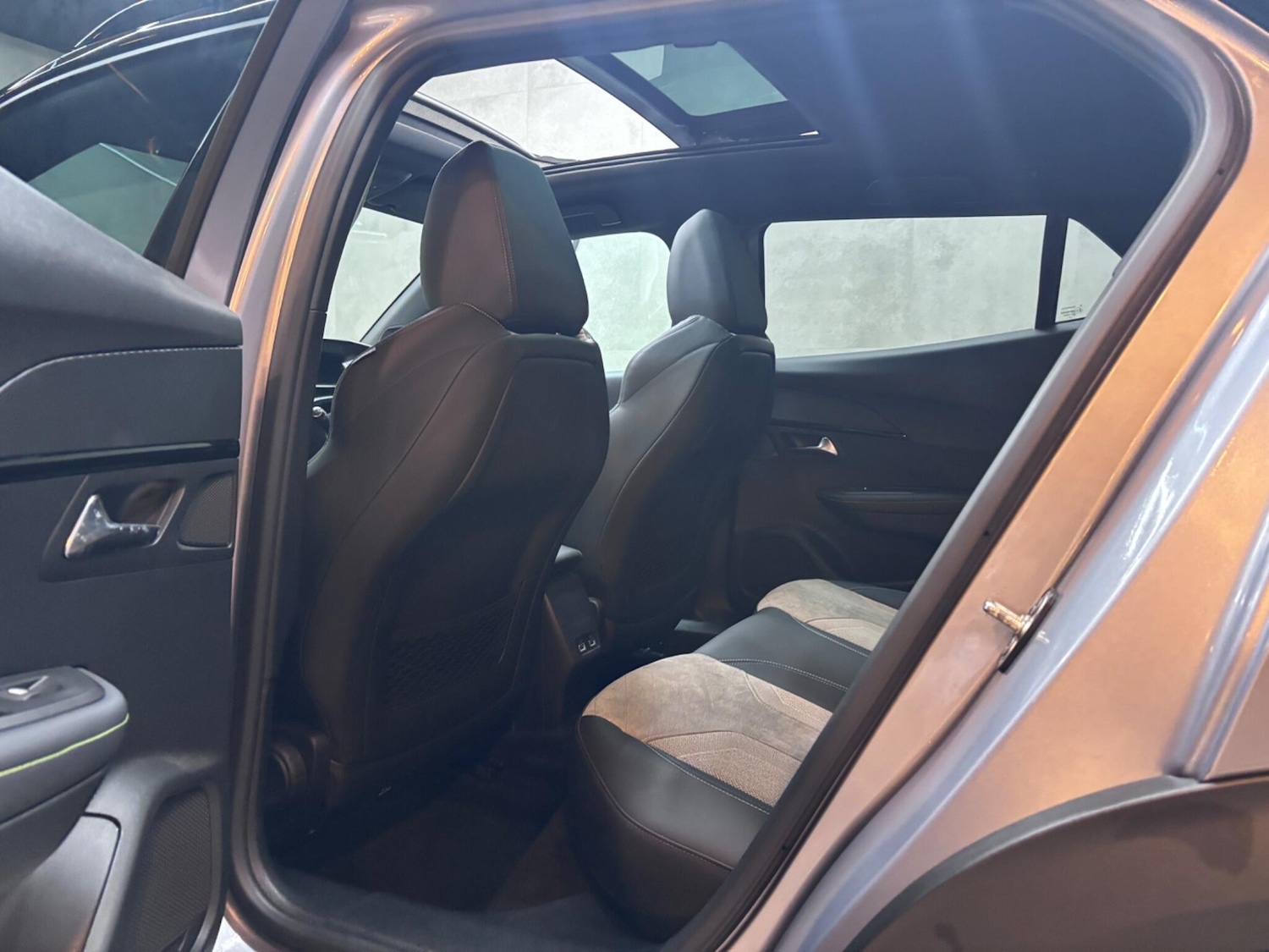 Used Peugeot E-2008 2020 for sale - 76666513: Photo 27