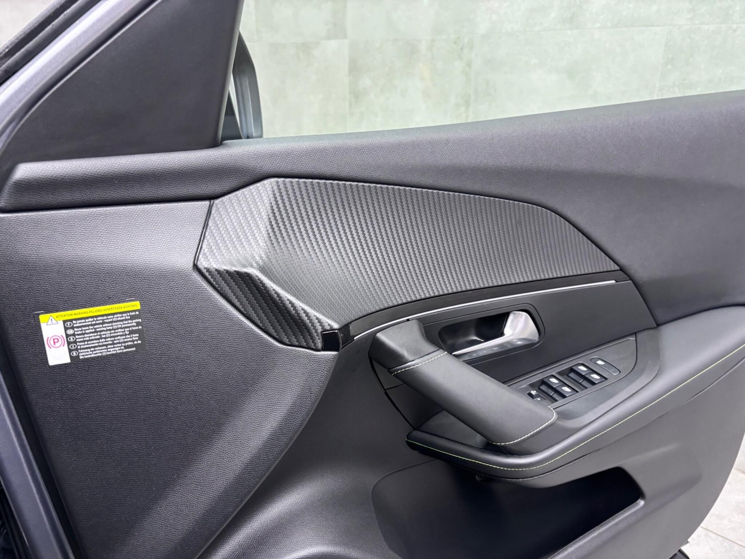 Used Peugeot E-2008 2020 for sale - 76666513: Photo 37