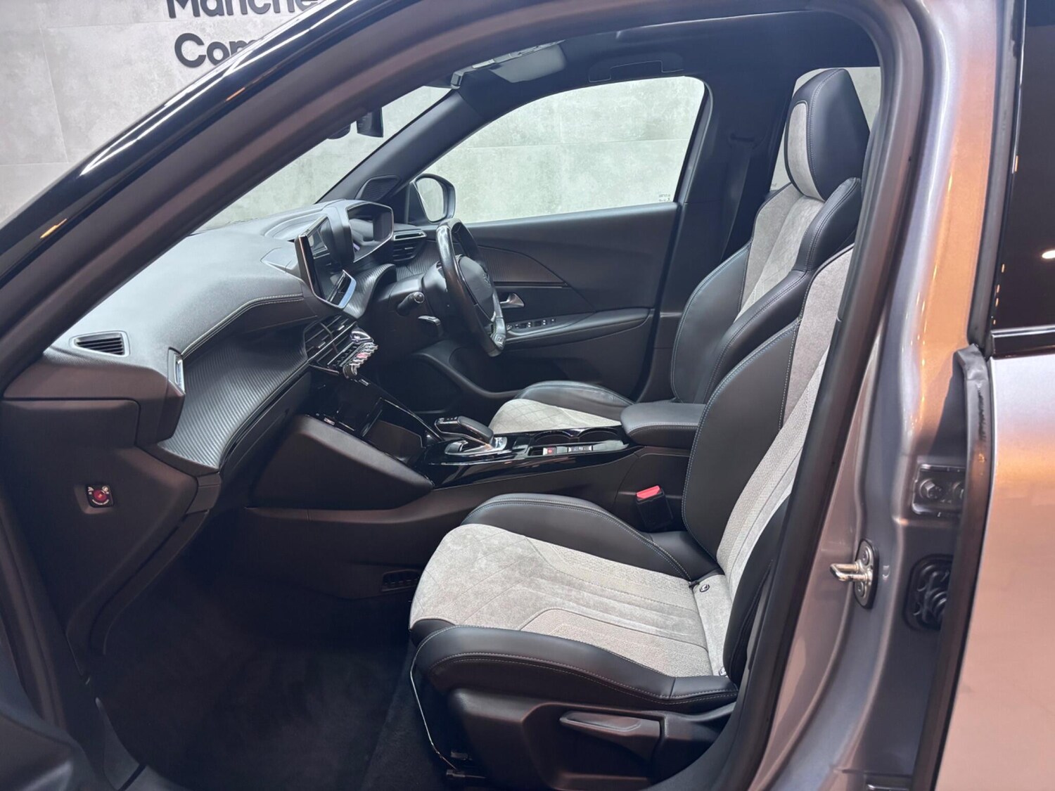 Used Peugeot E-2008 2020 for sale - 76666513: Photo 49