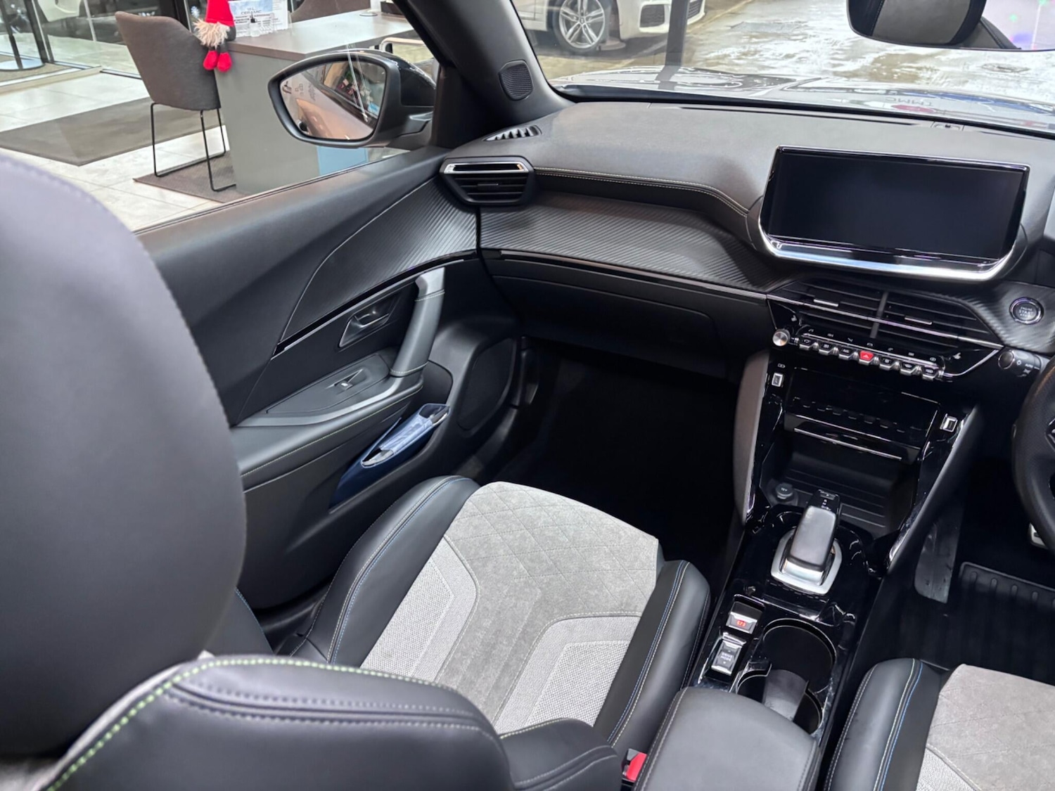 Used Peugeot E-2008 2020 for sale - 76666513: Photo 53