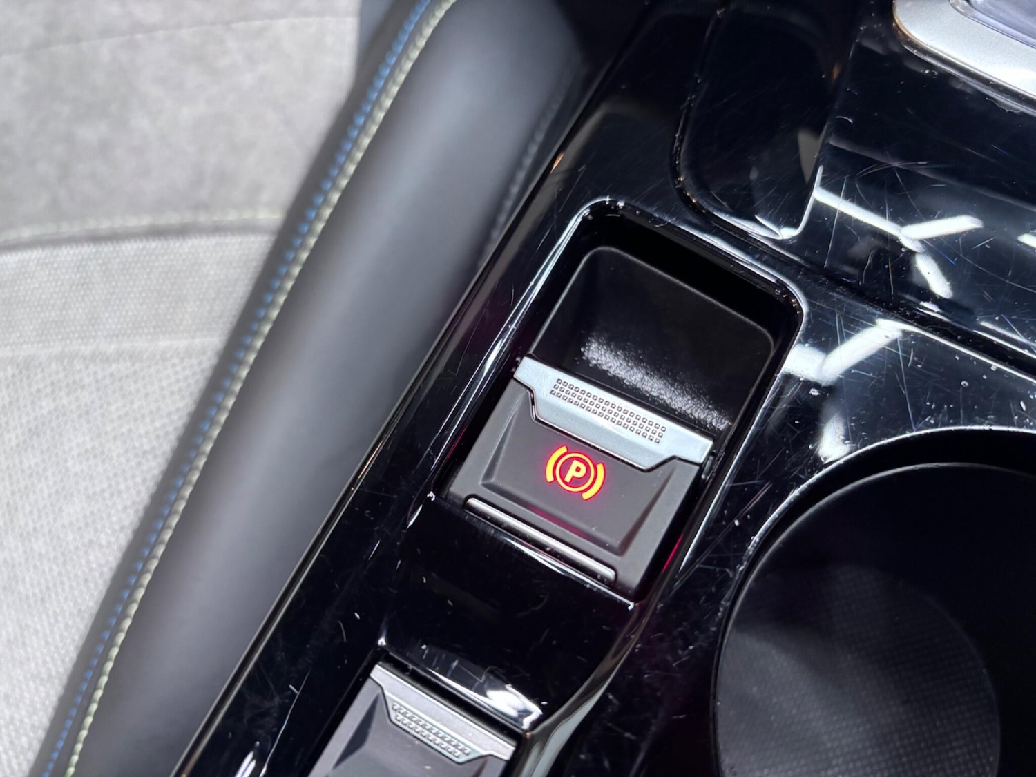 Used Peugeot E-2008 2020 for sale - 76666513: Photo 73